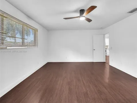 4500 SW 42nd Terrace Dania Beach FL 33314