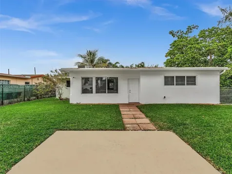 4500 SW 42nd Terrace Dania Beach FL 33314