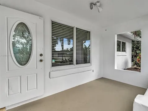 4500 SW 42nd Terrace Dania Beach FL 33314
