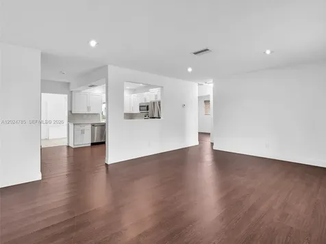4500 SW 42nd Terrace Dania Beach FL 33314