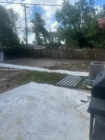 9230 NW 16th Avenue Miami FL 33147