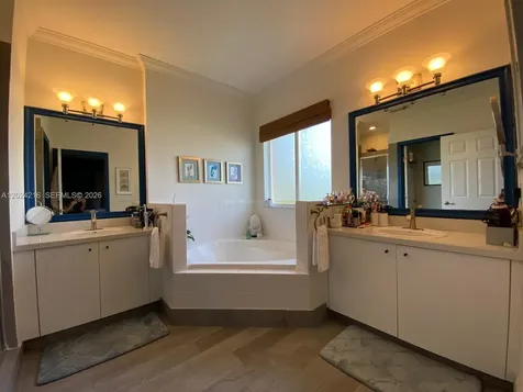 8775 SW 221st Terrace Cutler Bay FL 33190