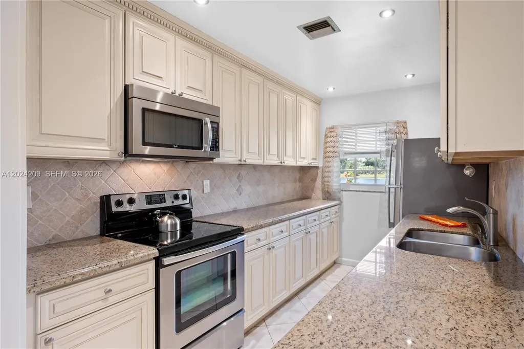14604 Canalview Drive Delray Beach FL 33484