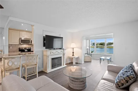14604 Canalview Drive Delray Beach FL 33484