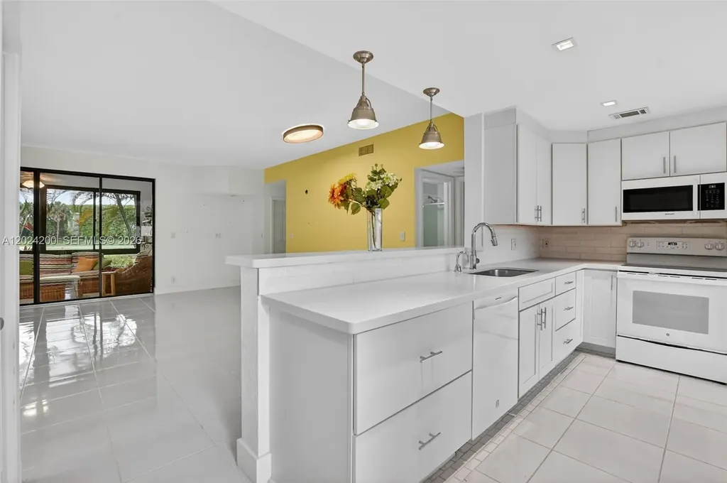 7906 Granada Place Boca Raton FL 33433