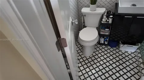 1535 Meridian Avenue Miami Beach FL 33139