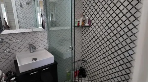 1535 Meridian Avenue Miami Beach FL 33139