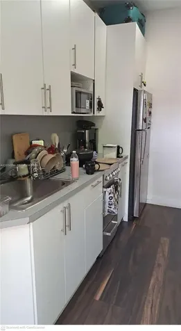 2420 NW 34th Street Miami FL 33142