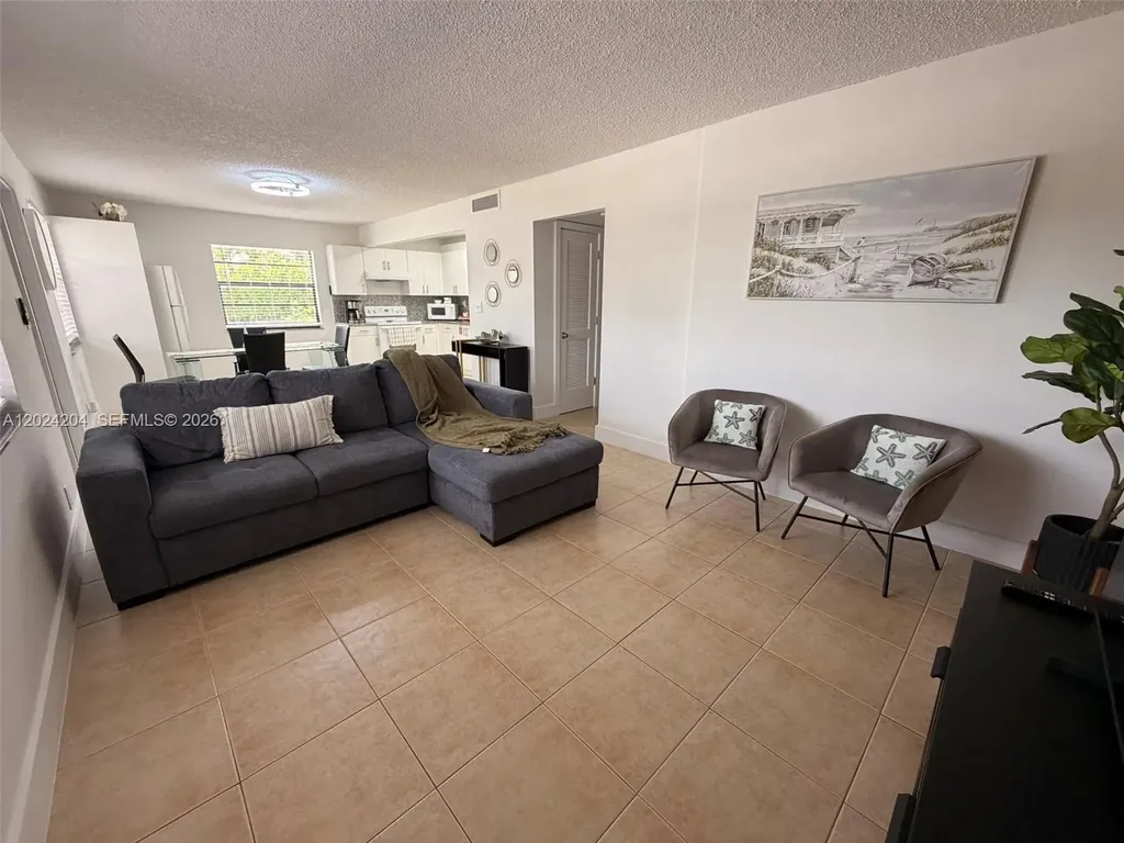 1896 SW 41st Avenue Fort Lauderdale FL 33317