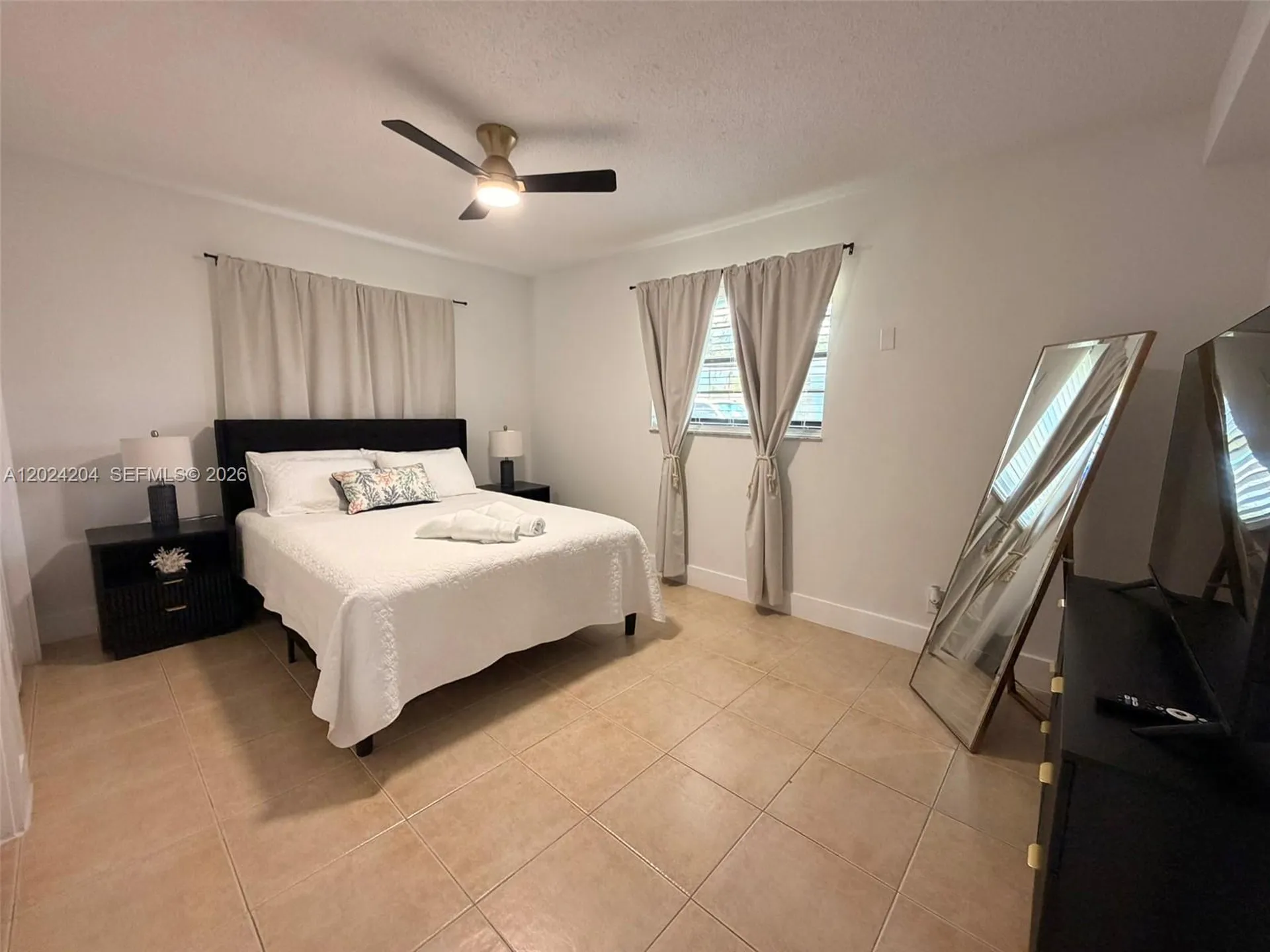 1896 SW 41st Avenue Fort Lauderdale FL 33317