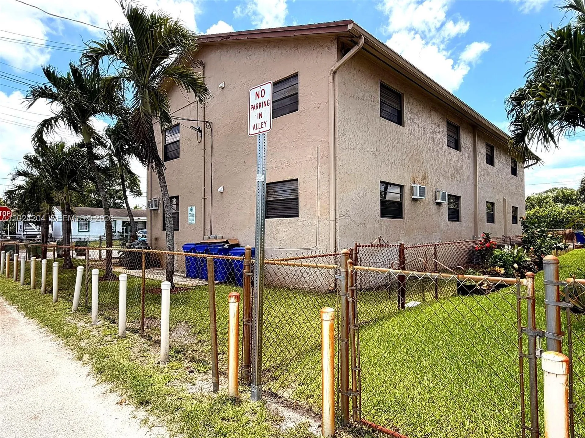 1896 SW 41st Avenue Fort Lauderdale FL 33317
