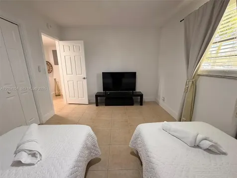 1896 SW 41st Avenue Fort Lauderdale FL 33317