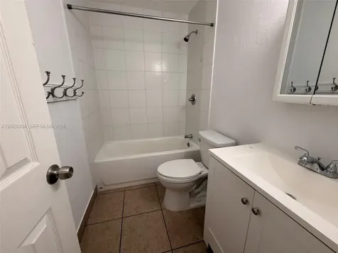 1896 SW 41st Avenue Fort Lauderdale FL 33317
