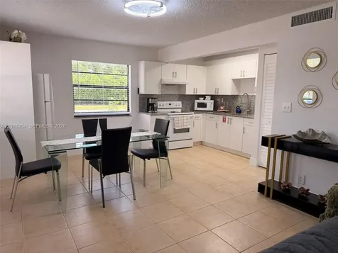 1896 SW 41st Avenue Fort Lauderdale FL 33317