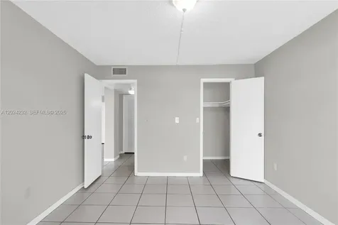 9280 Fontainebleau Boulevard Miami FL 33172