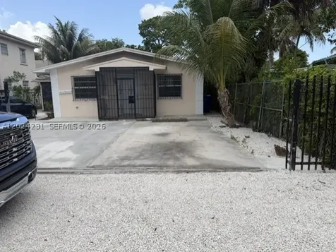262 NE 55th Terrace Miami FL 33137