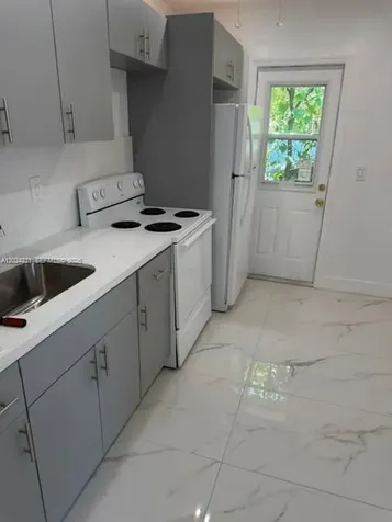 262 NE 55th Terrace Miami FL 33137