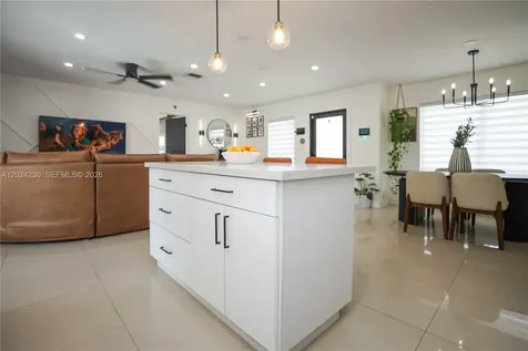 9330 NW 43rd Street Sunrise FL 33351