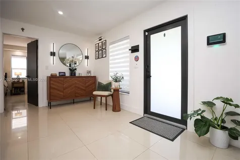 9330 NW 43rd Street Sunrise FL 33351