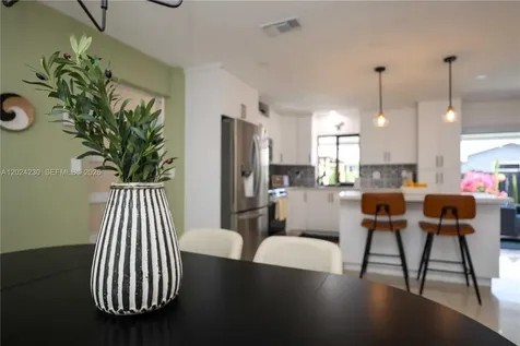 9330 NW 43rd Street Sunrise FL 33351