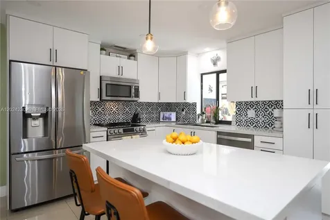 9330 NW 43rd Street Sunrise FL 33351