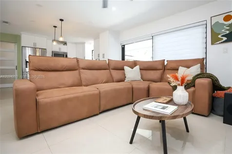 9330 NW 43rd Street Sunrise FL 33351