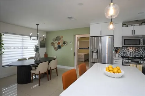 9330 NW 43rd Street Sunrise FL 33351