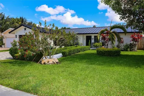 9330 NW 43rd Street Sunrise FL 33351