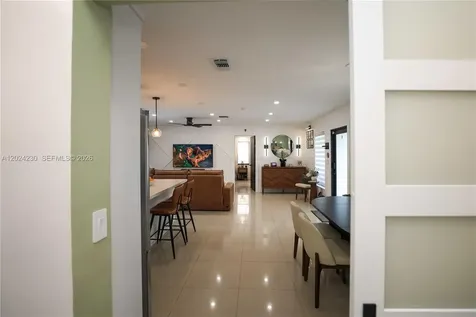 9330 NW 43rd Street Sunrise FL 33351