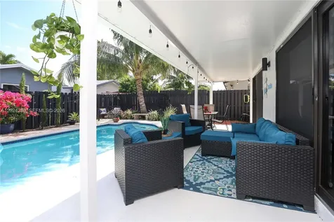 9330 NW 43rd Street Sunrise FL 33351