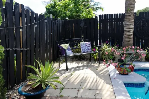 9330 NW 43rd Street Sunrise FL 33351