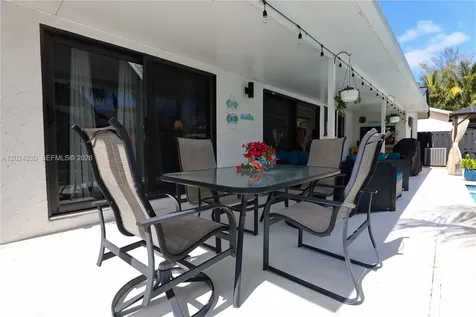 9330 NW 43rd Street Sunrise FL 33351
