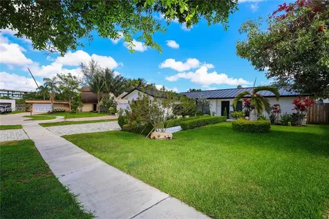 9330 NW 43rd Street Sunrise FL 33351