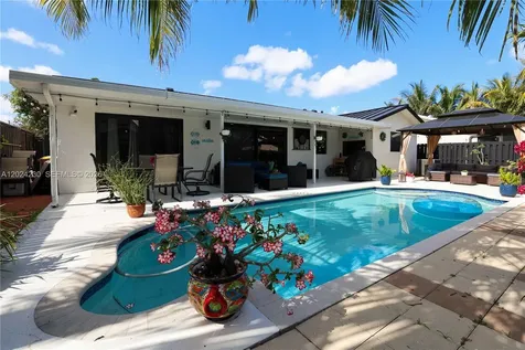 9330 NW 43rd Street Sunrise FL 33351
