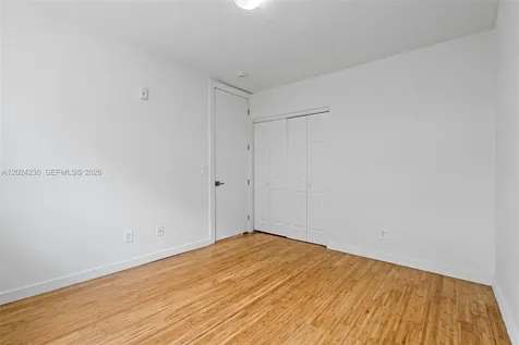 7950 Tatum Waterway Drive Miami Beach FL 33141