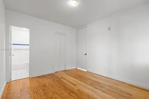 7950 Tatum Waterway Drive Miami Beach FL 33141