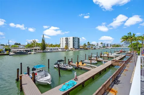 7950 Tatum Waterway Drive Miami Beach FL 33141