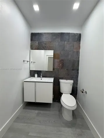 9450 NW 58th Street Doral FL 33178
