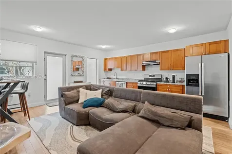 7950 Tatum Waterway Drive Miami Beach FL 33141