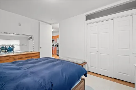 7950 Tatum Waterway Drive Miami Beach FL 33141