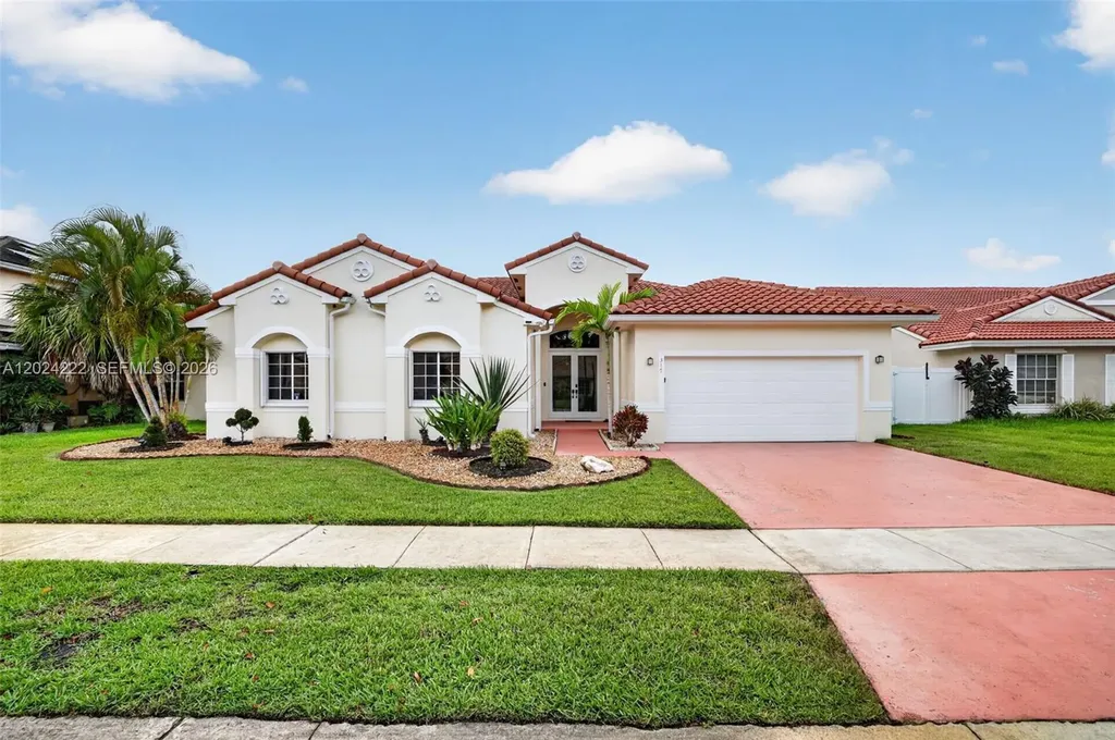 317 SW 185th Terrace Pembroke Pines FL 33029