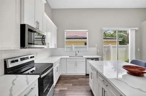 317 SW 185th Terrace Pembroke Pines FL 33029