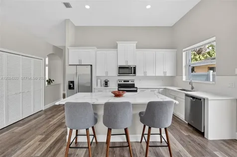 317 SW 185th Terrace Pembroke Pines FL 33029