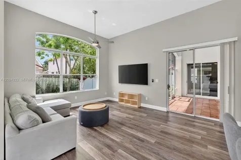 317 SW 185th Terrace Pembroke Pines FL 33029