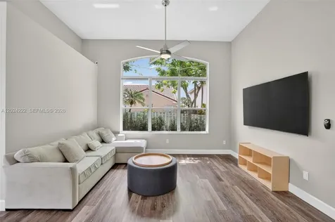 317 SW 185th Terrace Pembroke Pines FL 33029