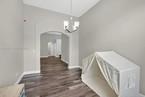 317 SW 185th Terrace Pembroke Pines FL 33029