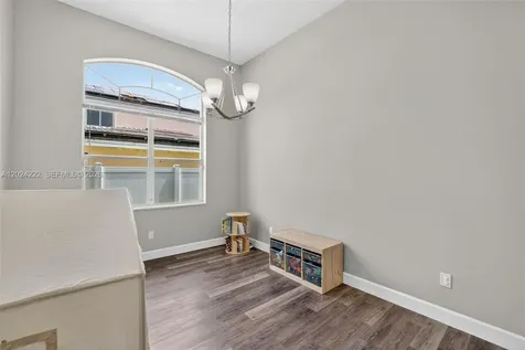 317 SW 185th Terrace Pembroke Pines FL 33029