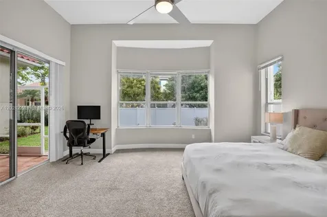 317 SW 185th Terrace Pembroke Pines FL 33029