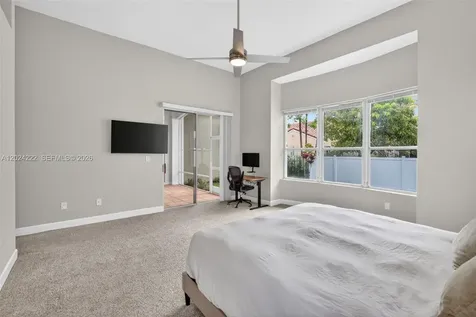 317 SW 185th Terrace Pembroke Pines FL 33029