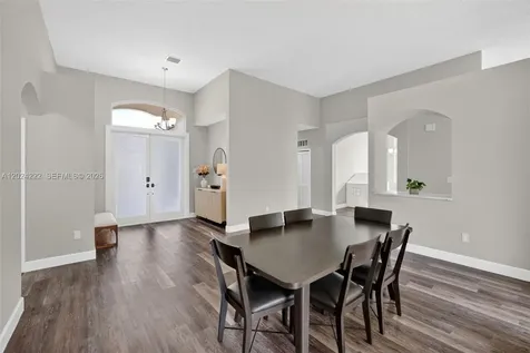 317 SW 185th Terrace Pembroke Pines FL 33029